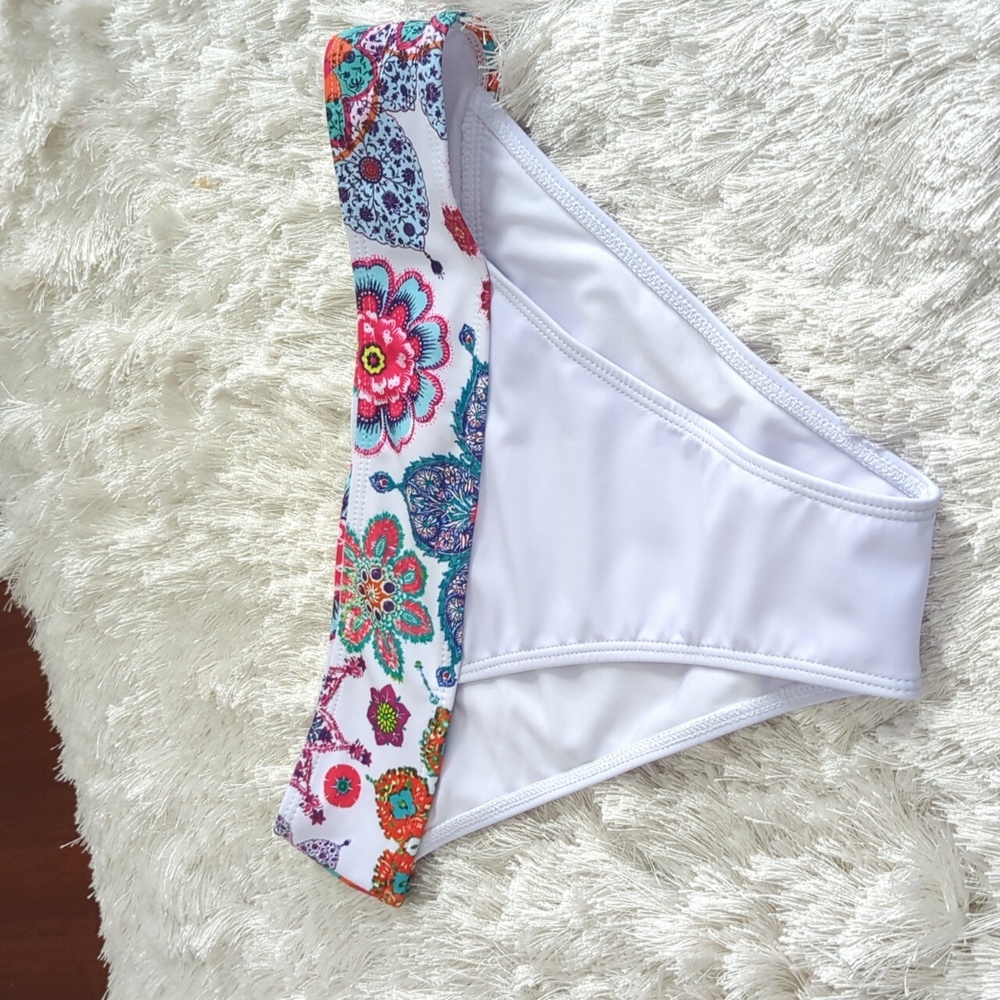 Bikini bottom